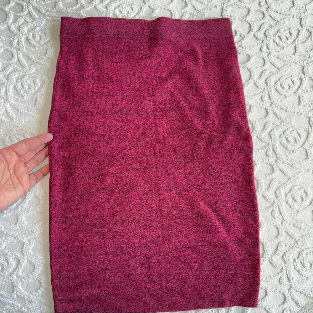 LuLu's NWOT 2 Piece Sweater Pencil Skirt Set - Picture 10 of 11